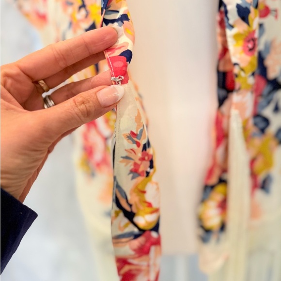 MIAMI for Francesca’s Boho Fringe Floral Kimono Open-Front Kimono Fringe Hem S - Picture 13 of 13